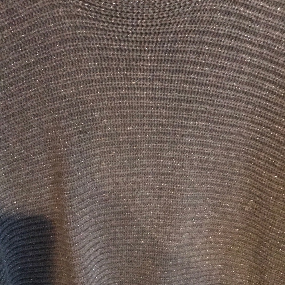 Sweater - Picture 2 of 5